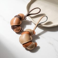 Bánh sừng bò-CHARM